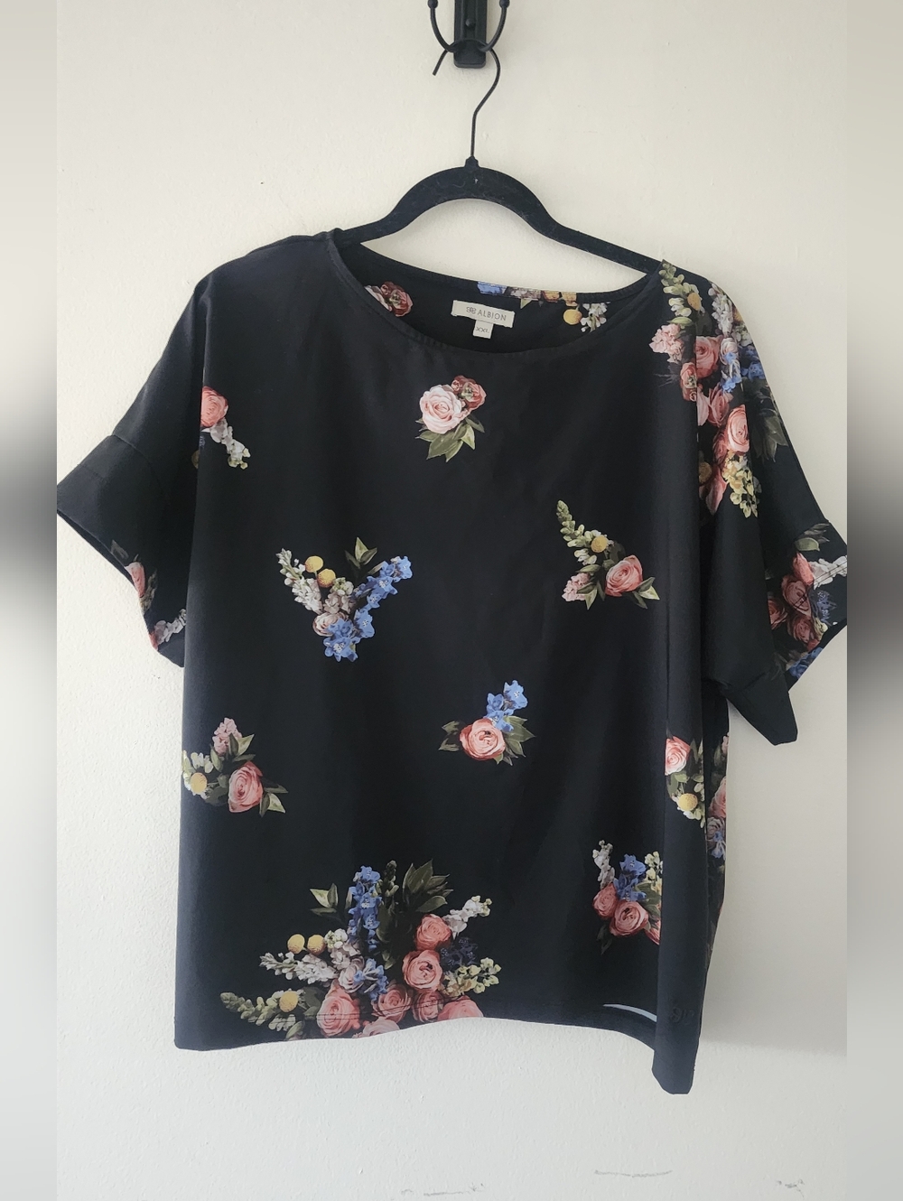 Albion Boss Tee Floral Size XXL